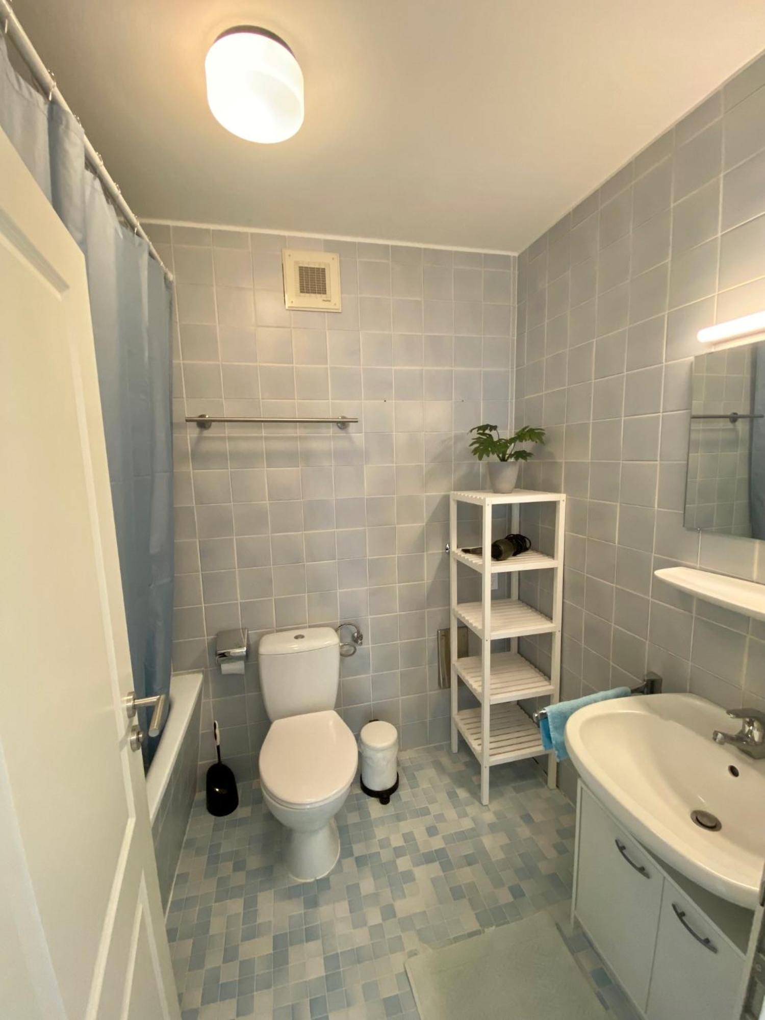 Neu: Ferienwohnung Zum Nussbaum - Landhausstil & Moseltalblick ทราเบิน-ทราร์บาค ภายนอก รูปภาพ