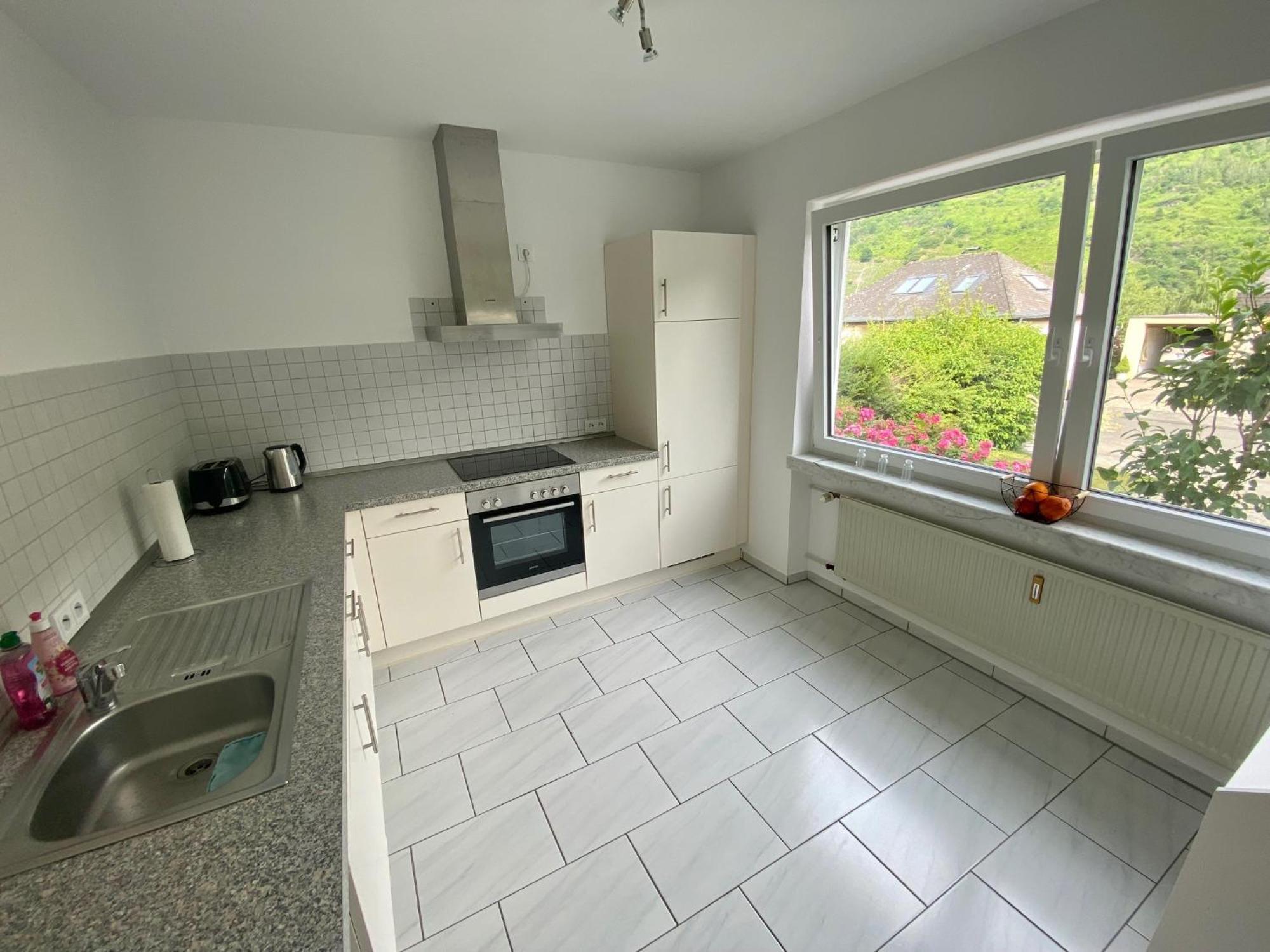 Neu: Ferienwohnung Zum Nussbaum - Landhausstil & Moseltalblick ทราเบิน-ทราร์บาค ภายนอก รูปภาพ