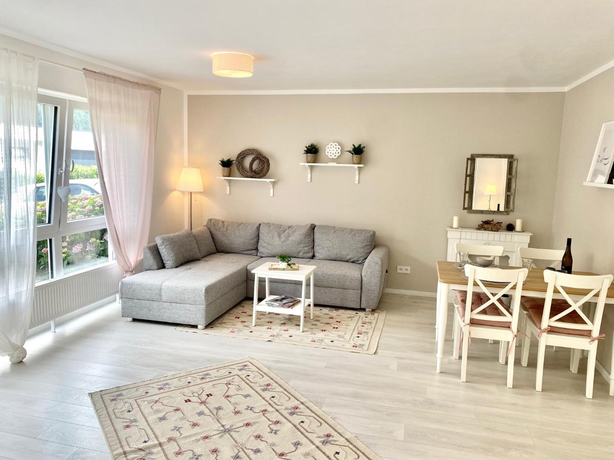 Neu: Ferienwohnung Zum Nussbaum - Landhausstil & Moseltalblick ทราเบิน-ทราร์บาค ภายนอก รูปภาพ